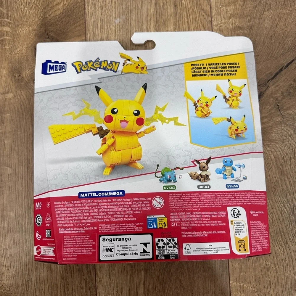 MEGA Pokemon Build & Show Pikachu Building Set - 211 pcs